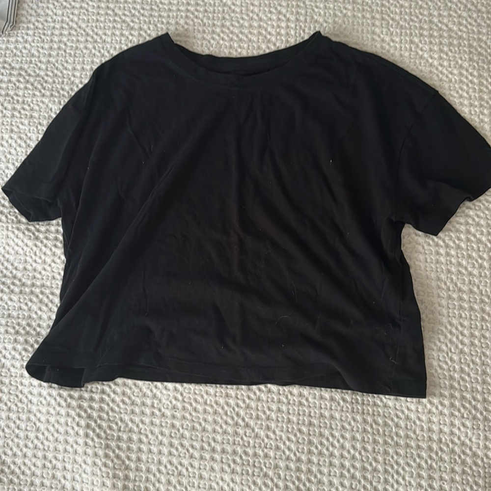 Small Old Navy Crop Tee